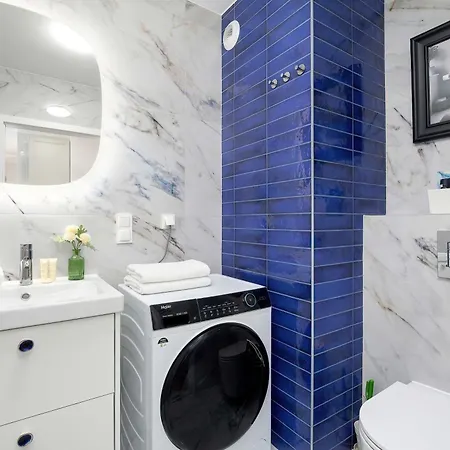 Przytulny W Rzeszowie Z Balkonem By Renters Lägenhet *