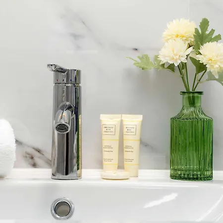 Przytulny W Rzeszowie Z Balkonem By Renters Lägenhet *