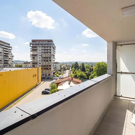 Lägenhet Przytulny W Rzeszowie Z Balkonem By Renters Rzeszów