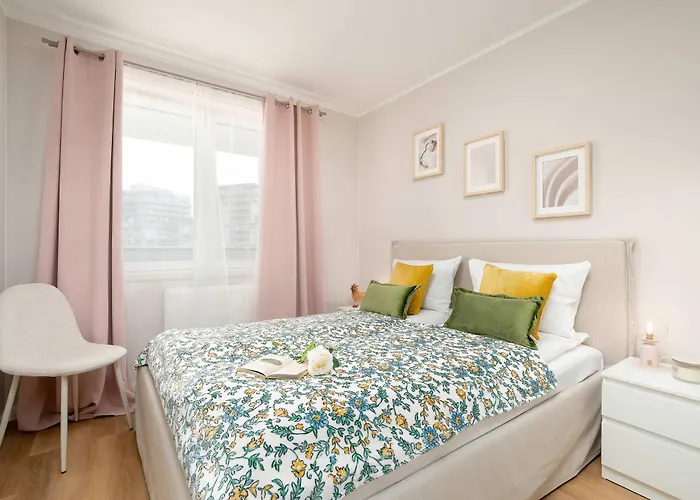 Przytulny W Rzeszowie Z Balkonem By Renters Daire