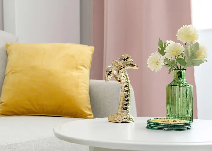 Przytulny W Rzeszowie Z Balkonem By Renters