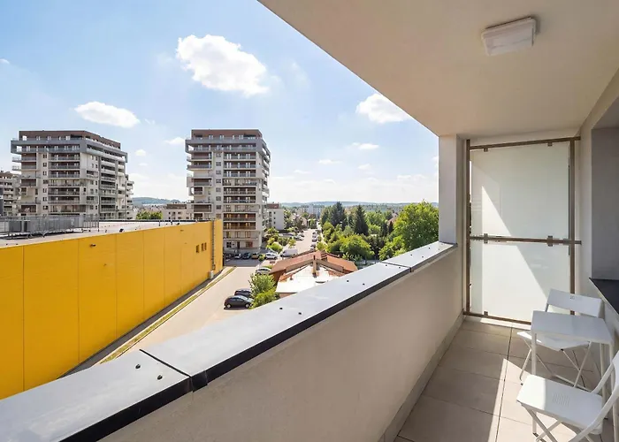 Lägenhet Przytulny W Rzeszowie Z Balkonem By Renters Rzeszów